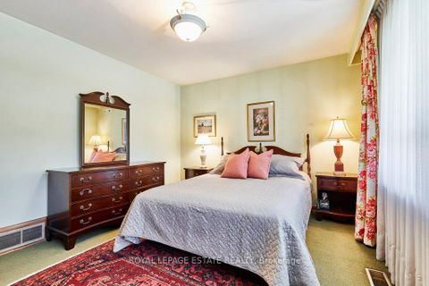 Photo 19 at 5 Bolger Place, Clairville, Toronto