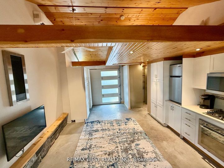 Photo 18 at 414 Clendenan Avenue, Junction Area, Toronto