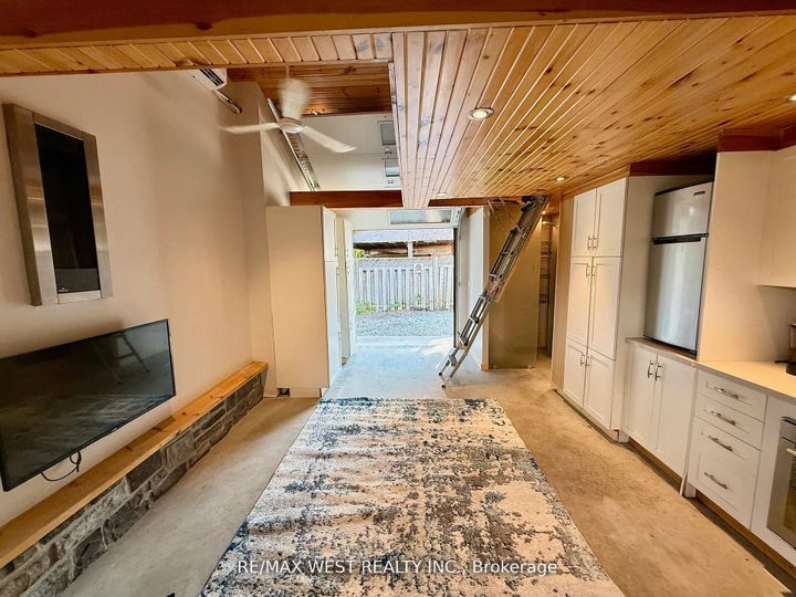 Photo 19 at 414 Clendenan Avenue, Junction Area, Toronto