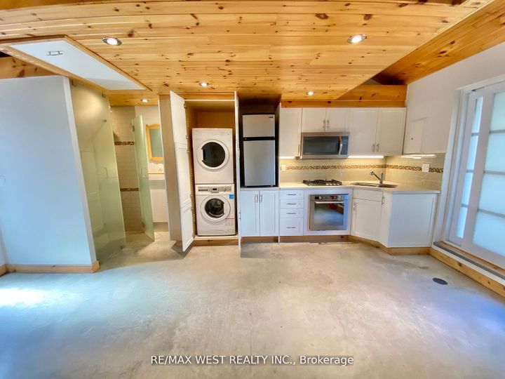 Photo 20 at 414 Clendenan Avenue, Junction Area, Toronto