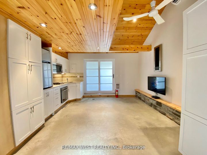 Photo 22 at 414 Clendenan Avenue, Junction Area, Toronto