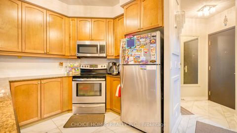 Photo 11 at 404 - 80 Absolute Avenue, City Centre, Mississauga