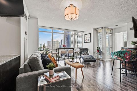 Photo 1 at 11 Brunel Court, Waterfront Communities C1, Toronto