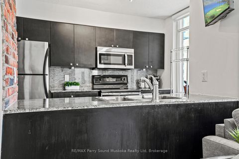 Photo 10 at 11 Brunel Court, Waterfront Communities C1, Toronto