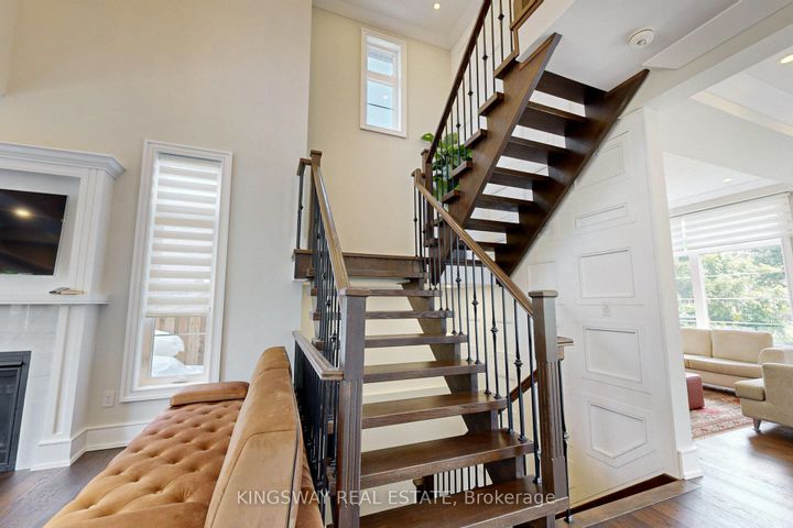 Photo 25 at 89 Russell Drive, CP College Park, Oakville