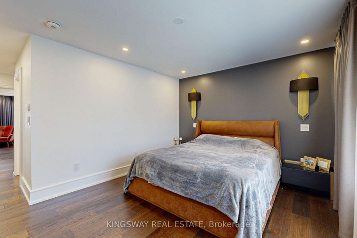 Photo 38 at 89 Russell Drive, CP College Park, Oakville
