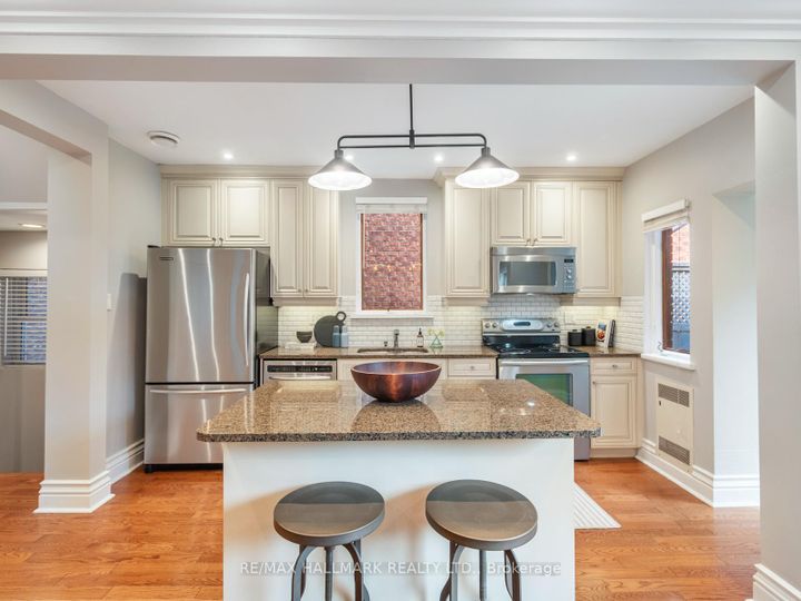 Photo 6 at 839 Carlaw Avenue, Danforth, Toronto