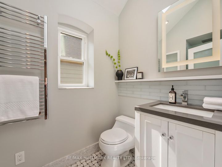 Photo 23 at 839 Carlaw Avenue, Danforth, Toronto