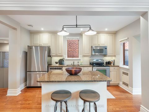 Photo 6 at 839 Carlaw Avenue, Danforth, Toronto