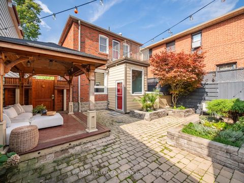 Photo 37 at 839 Carlaw Avenue, Danforth, Toronto