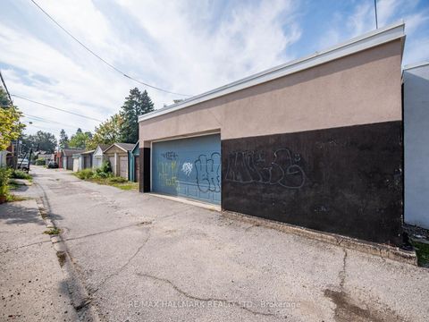 Photo 46 at 839 Carlaw Avenue, Danforth, Toronto