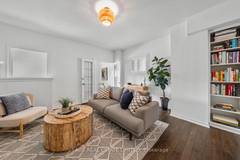 Photo 2 at 79 Pitt Avenue, Birchmount, Toronto