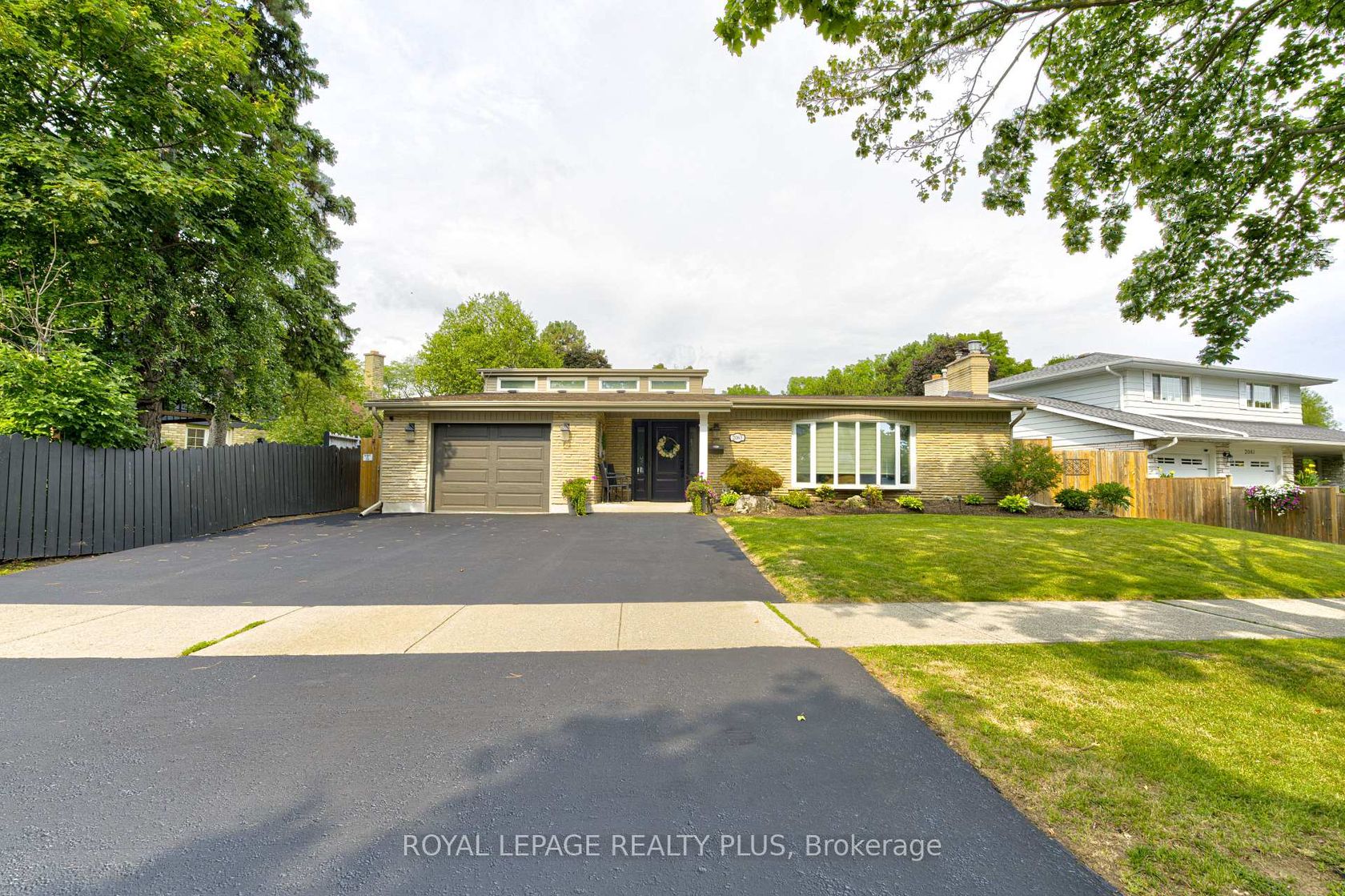2063 Cavendish Drive, Brant Hills, Burlington 