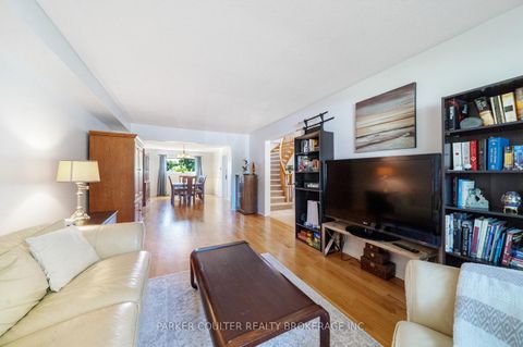 Photo 4 at 2725 Shering Crescent, Stroud, Innisfil