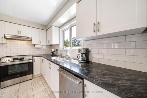 Photo 11 at 2725 Shering Crescent, Stroud, Innisfil Photo 11 at 2725 Shering Crescent, Stroud, Innisfil