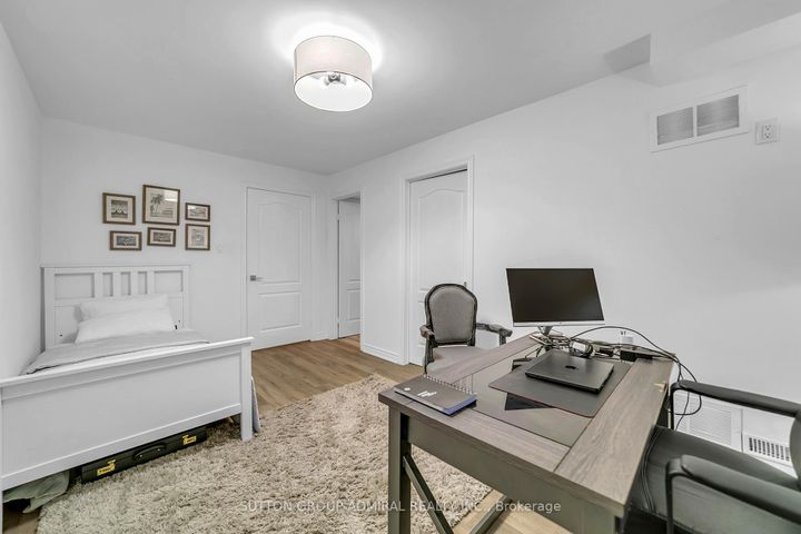 Photo 4 at 64 - 255 Shaftsbury Avenue, Westbrook, Richmond Hill