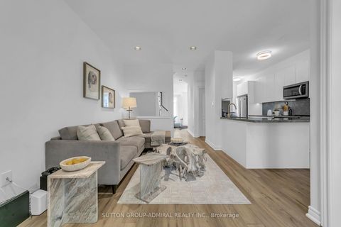 Photo 7 at 64 - 255 Shaftsbury Avenue, Westbrook, Richmond Hill