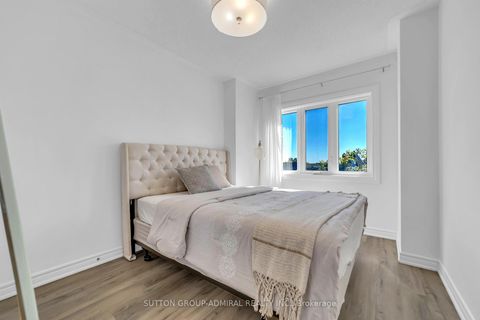Photo 26 at 64 - 255 Shaftsbury Avenue, Westbrook, Richmond Hill