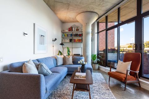 Photo 10 at 204 - 369 Sorauren Avenue, Roncesvalles, Toronto