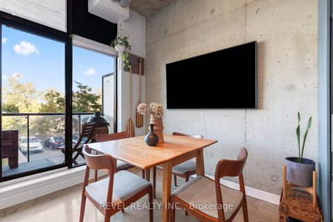 Photo 11 at 204 - 369 Sorauren Avenue, Roncesvalles, Toronto