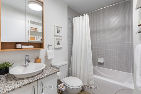 Photo 19 at 204 - 369 Sorauren Avenue, Roncesvalles, Toronto