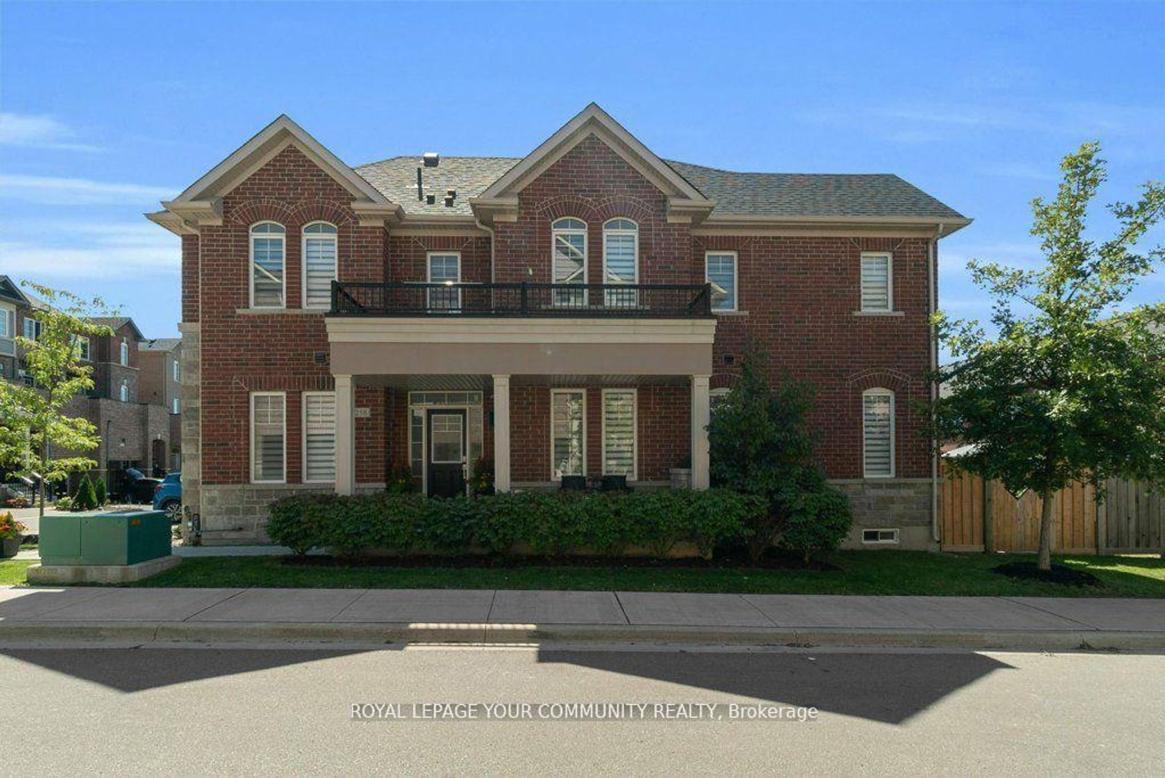 258 Harding Park Street, Glenway Estates, Newmarket photo number 2