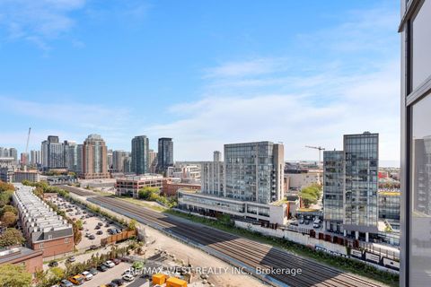 Photo 15 at 1621E - 36 LISGAR Street, Little Portugal, Toronto