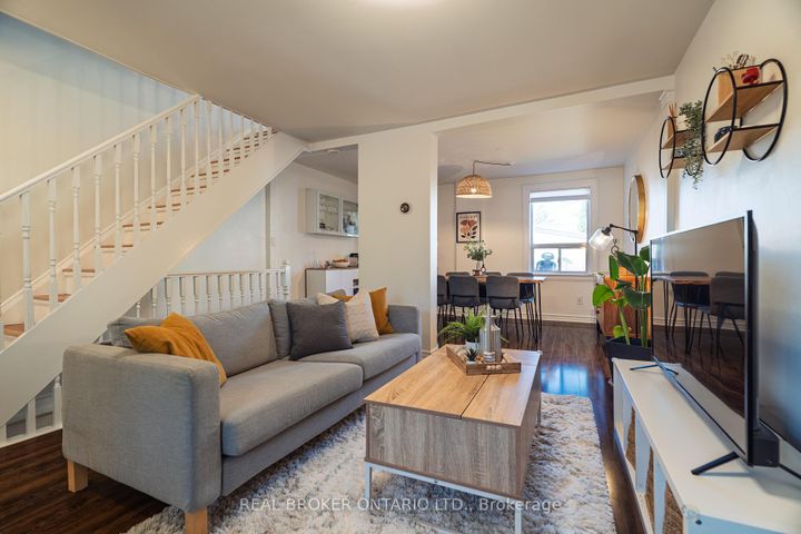 Photo 9 at 204 Earlscourt Avenue W, Davenport, Toronto
