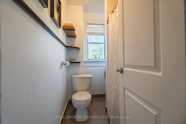 Photo 29 at 204 Earlscourt Avenue W, Davenport, Toronto