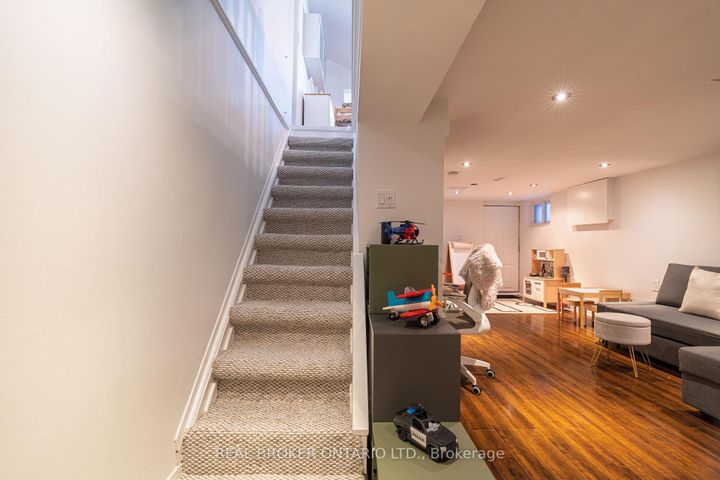 Photo 32 at 204 Earlscourt Avenue W, Davenport, Toronto