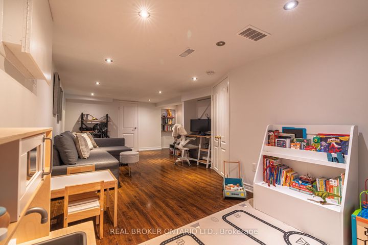 Photo 37 at 204 Earlscourt Avenue W, Davenport, Toronto