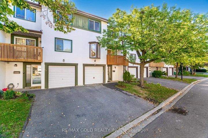Photo 1 at 69 - 2651 Aquitaine Avenue, Meadowvale, Mississauga
