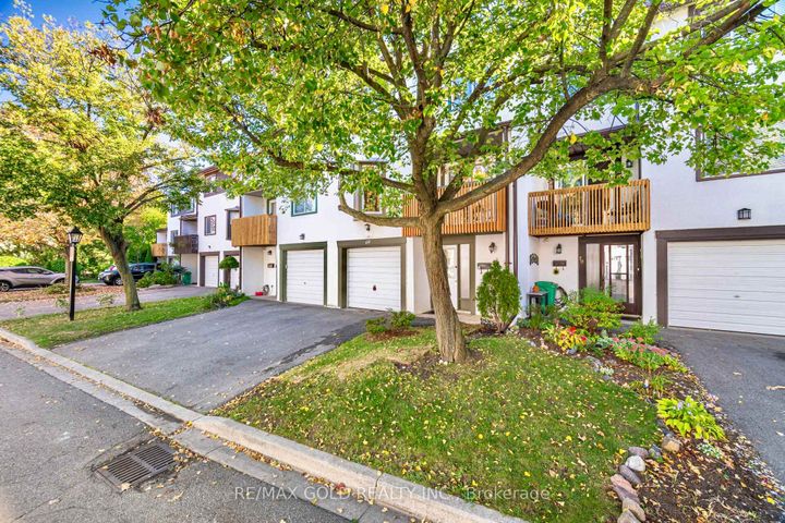 Photo 2 at 69 - 2651 Aquitaine Avenue, Meadowvale, Mississauga
