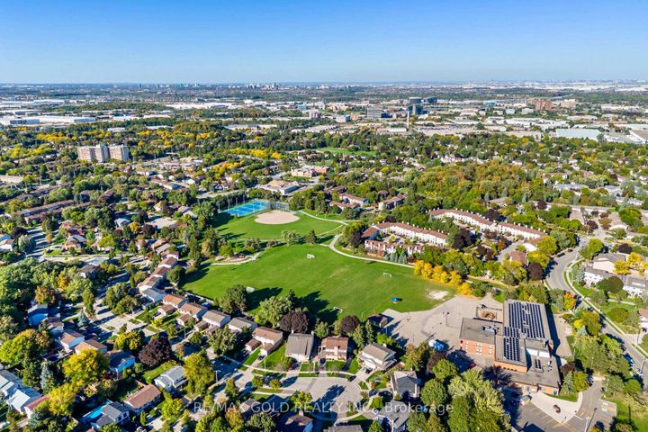 Photo 37 at 69 - 2651 Aquitaine Avenue, Meadowvale, Mississauga