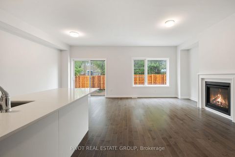 Photo 9 at 85 Danielle Moore Circle, Bendale, Toronto