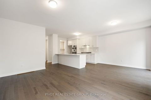Photo 12 at 85 Danielle Moore Circle, Bendale, Toronto