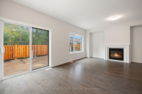 Photo 13 at 85 Danielle Moore Circle, Bendale, Toronto