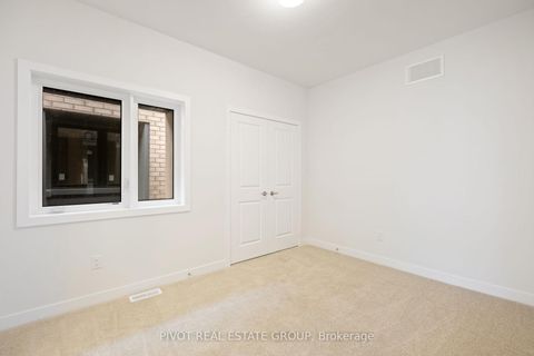 Photo 35 at 85 Danielle Moore Circle, Bendale, Toronto
