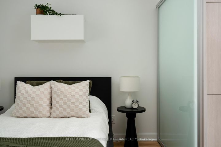 Photo 32 at 405 - 205 Manning Avenue, Bellwoods, Toronto