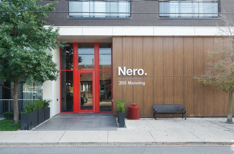 Photo 2 at 405 - 205 Manning Avenue, Bellwoods, Toronto