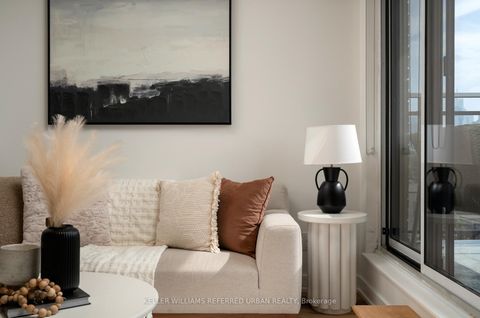 Photo 24 at 405 - 205 Manning Avenue, Bellwoods, Toronto