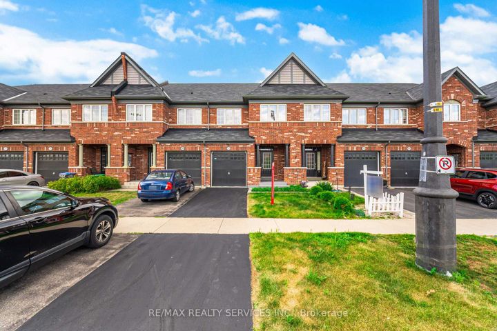 Photo 3 at 162 Sussexvale Drive, Wellington, Brampton