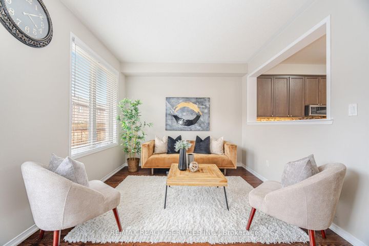 Photo 16 at 162 Sussexvale Drive, Wellington, Brampton