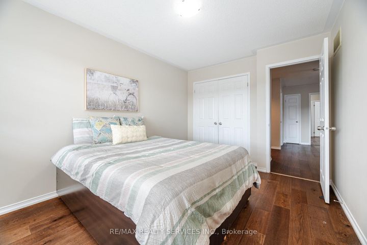 Photo 30 at 162 Sussexvale Drive, Wellington, Brampton