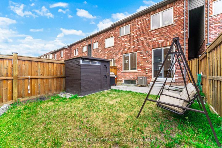 Photo 42 at 162 Sussexvale Drive, Wellington, Brampton