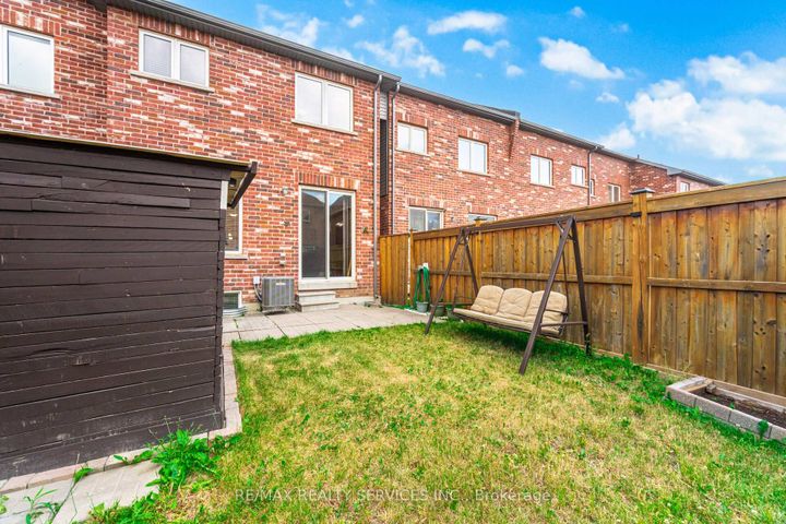 Photo 43 at 162 Sussexvale Drive, Wellington, Brampton