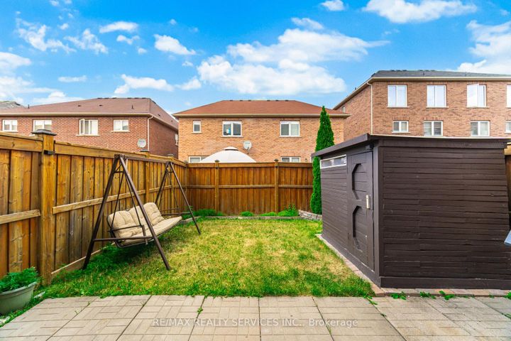 Photo 44 at 162 Sussexvale Drive, Wellington, Brampton
