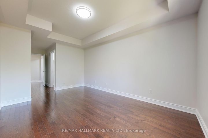 Photo 20 at 138 Olde Bayview Avenue, Oak Ridges Lake Wilcox, Richmond Hill