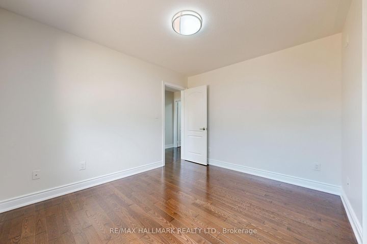 Photo 26 at 138 Olde Bayview Avenue, Oak Ridges Lake Wilcox, Richmond Hill