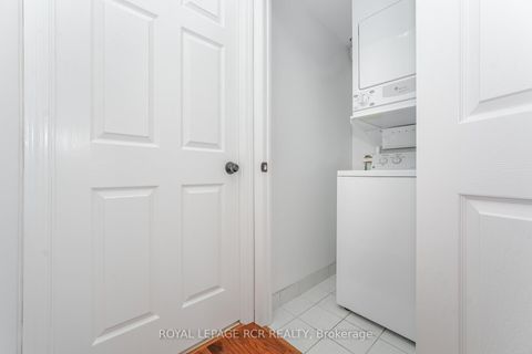 Photo 13 at 301 - 11 Oneida Crescent, Langstaff, Richmond Hill